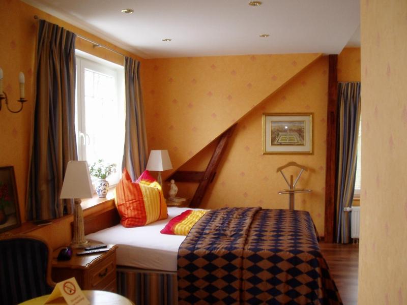Double Room image 2