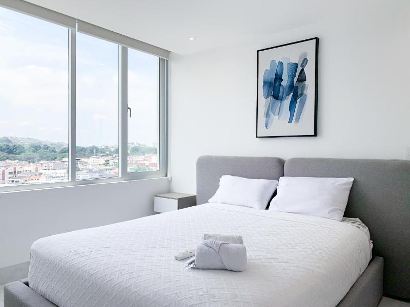 Suites de lujo cerca del WORLD TRADE CENTER Parking Gratis GYM PISCINA - image 1