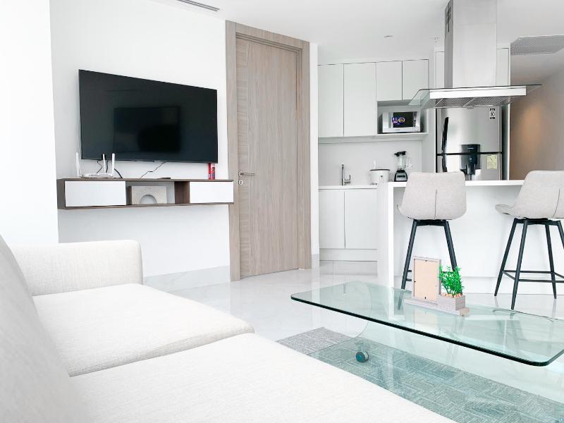 Suites de lujo cerca del WORLD TRADE CENTER Parking Gratis GYM PISCINA - image 10