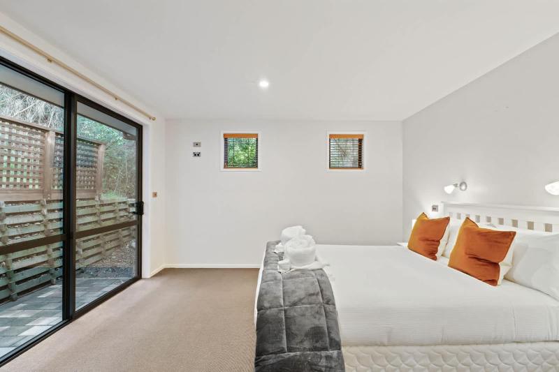 Elevated Elegance in Fernhill - image 23