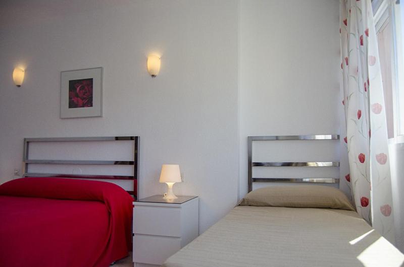 TERRASOL 3 DORMITORIOS IBIZA TORRE DEL MAR - image 6