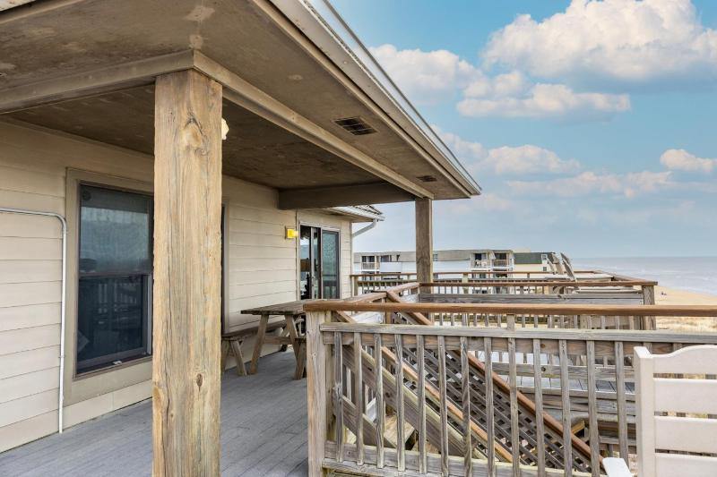 SCR3B - Seas the View (formerly Scrimshaw Penthouse) - image 25
