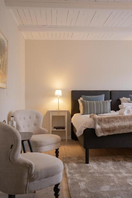 Double or Twin Room with Sea View image 1