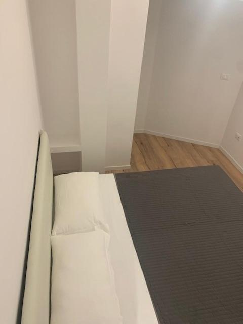 One-Bedroom Loft Apartment (Annex) image 3