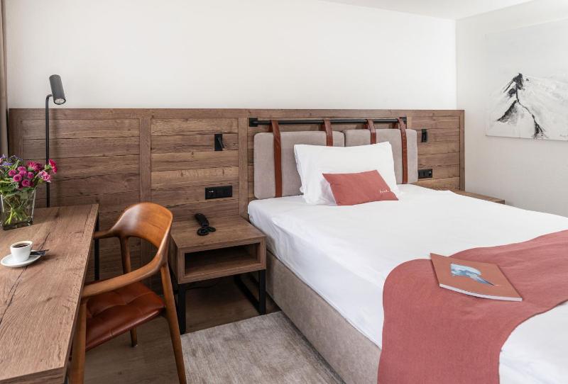 Superior Single Room image 3