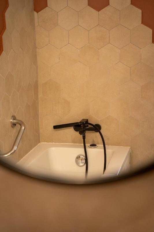 Suite with City View image 2