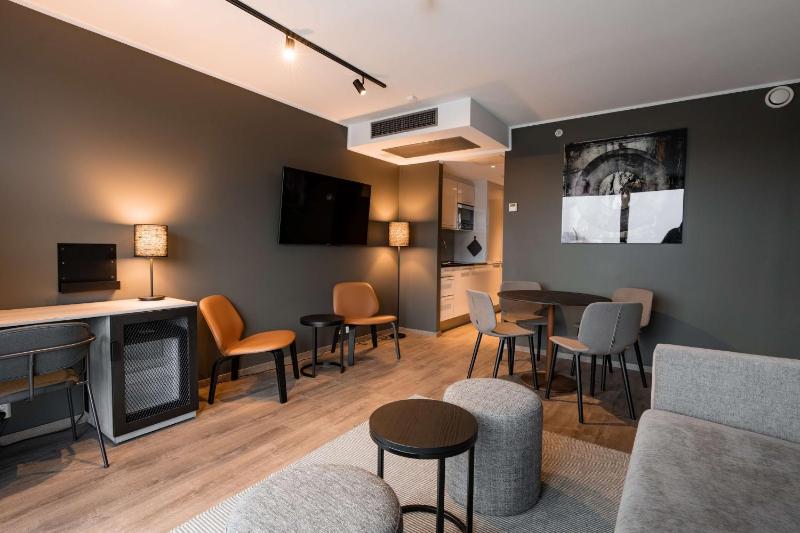 Studio for Three image 1