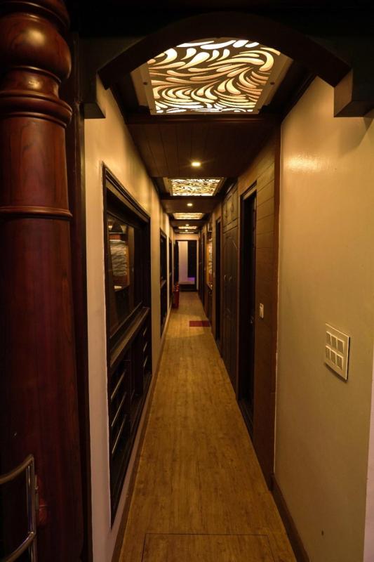 Premium Day Cruise House Boat Alleppey by LexStays - image 21