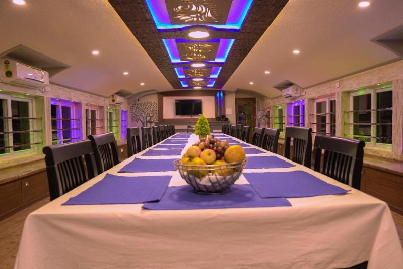 Premium Day Cruise House Boat Alleppey by LexStays - image 23
