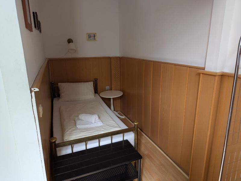 Hotel Pension Waizenegger am Kurfürstendamm - image 8