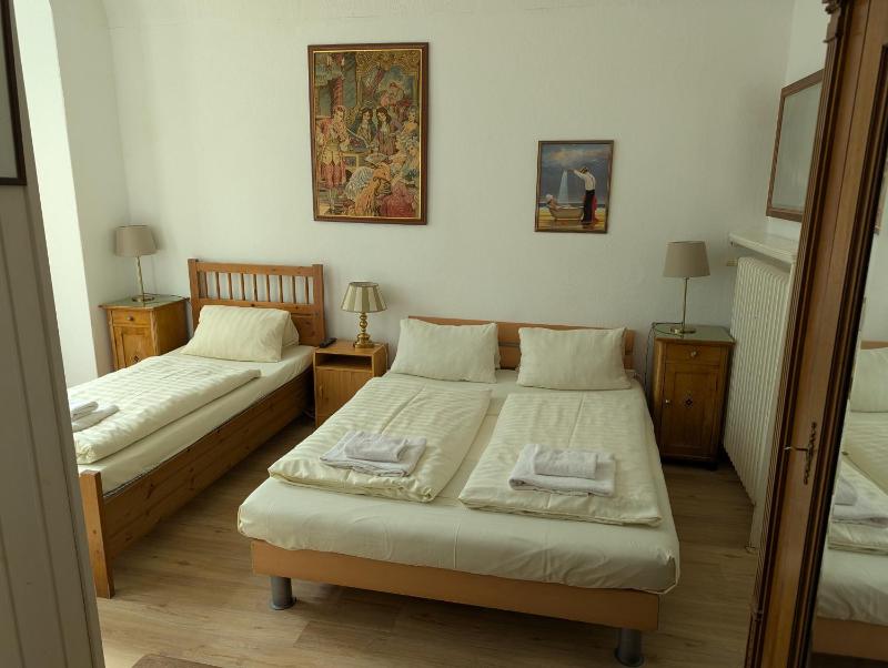 Hotel Pension Waizenegger am Kurfürstendamm - image 14