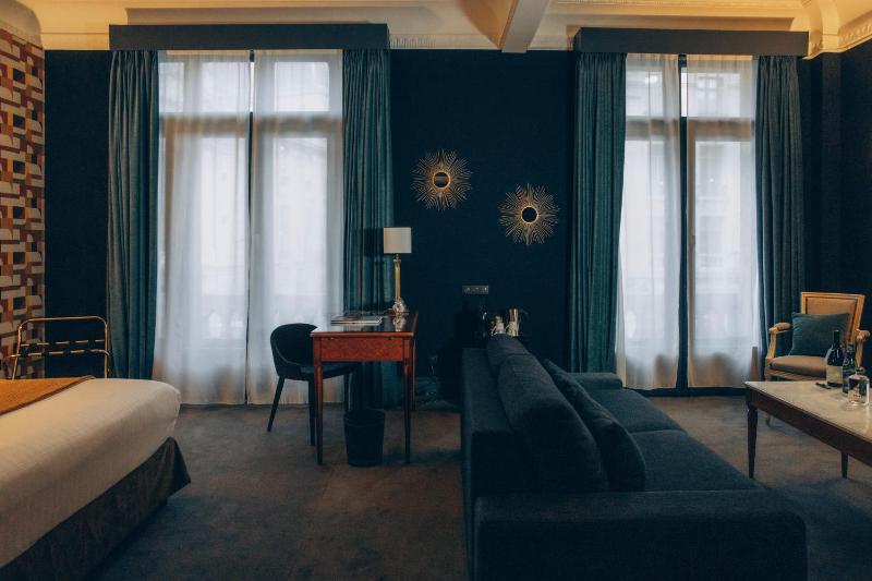 Junior Suite image 1