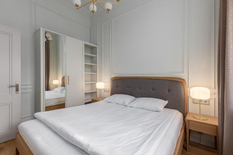 Roze Center Apartments - image 32