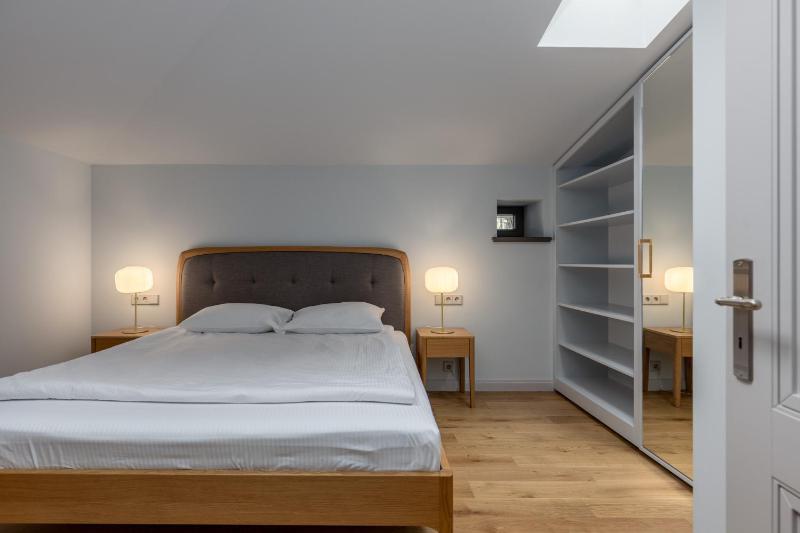 Roze Center Apartments - image 19