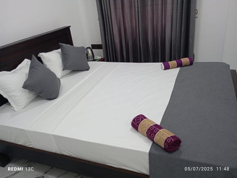 Akash Premium Hotel - image 23