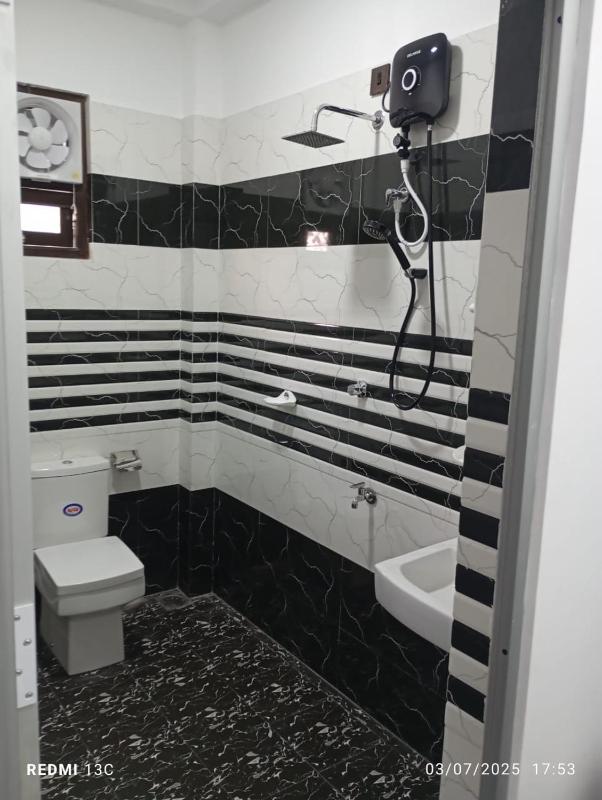 Akash Premium Hotel - image 17