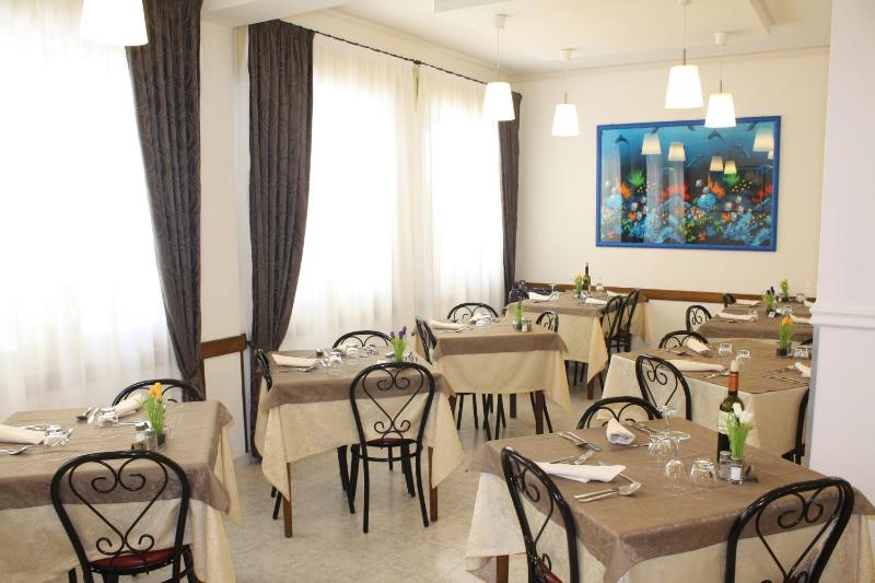 Hotel Helga - image 21