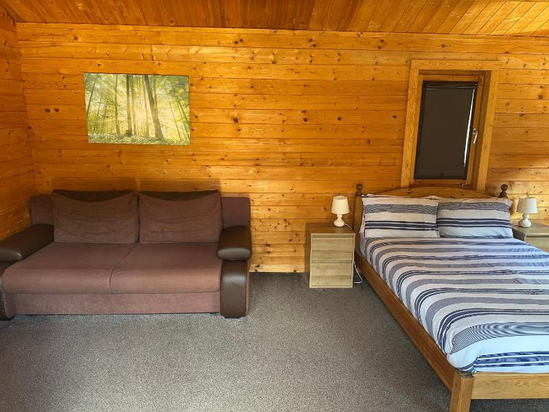 Single Storey Log Cabin image 3
