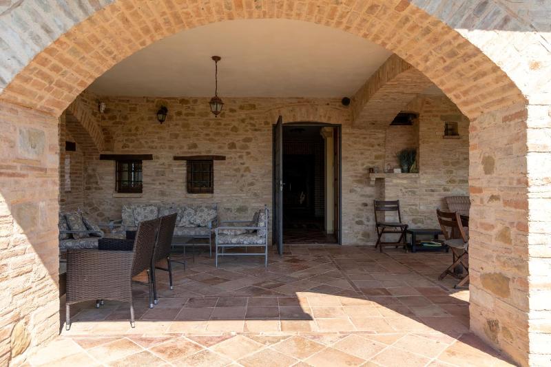 Villa Assisi by PosarelliVillas - image 9