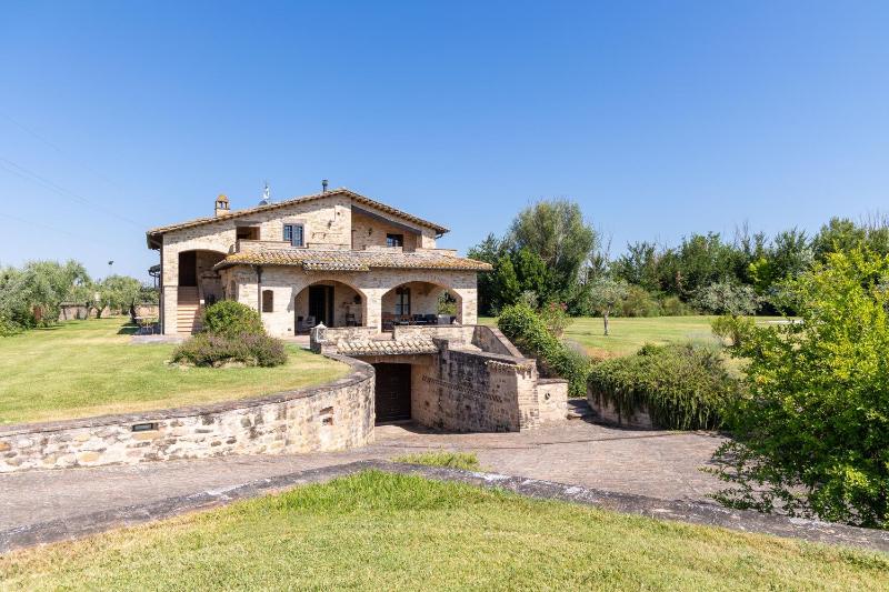 Villa Assisi by PosarelliVillas - image 27