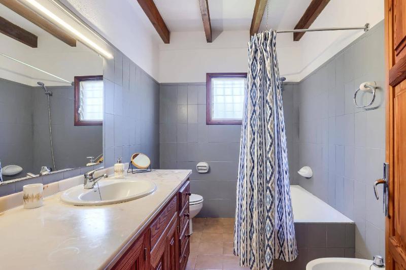 Villa Can Pinto by Villa Plus - image 28