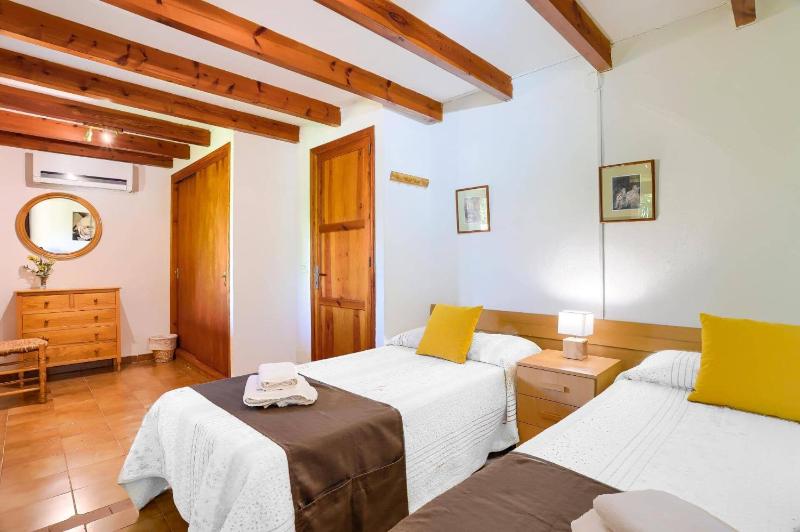 Villa Can Pinto by Villa Plus - image 8