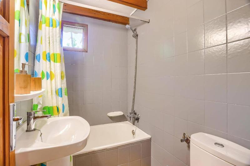 Villa Can Pinto by Villa Plus - image 11
