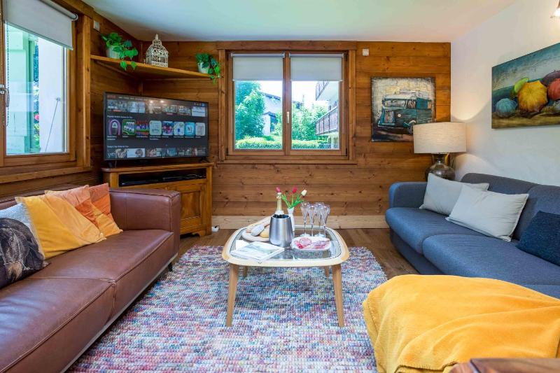 Three-Bedroom Apartment image 3