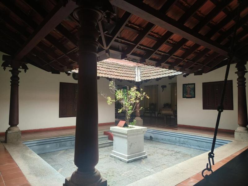 Utthara Tharavadu - image 14