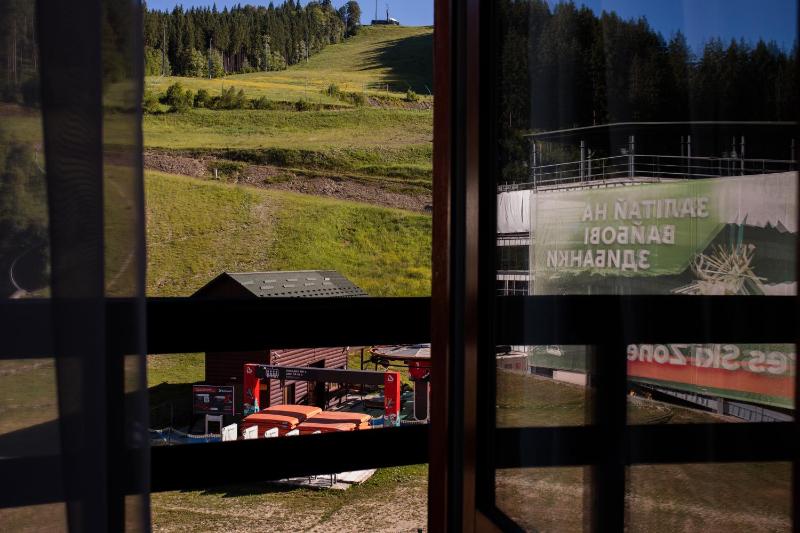 Suite with Mountain View image 3