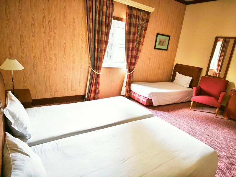 Standard Triple Room image 3