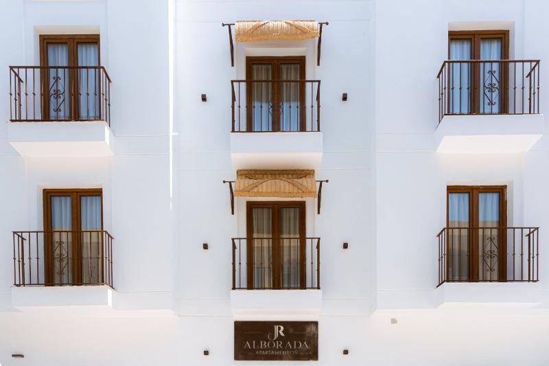 Apartamentos JR Alborada - image 33