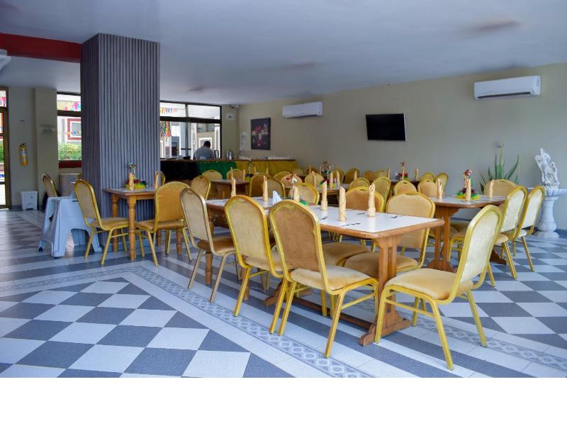 Hotel Casa Ballesteros - image 17