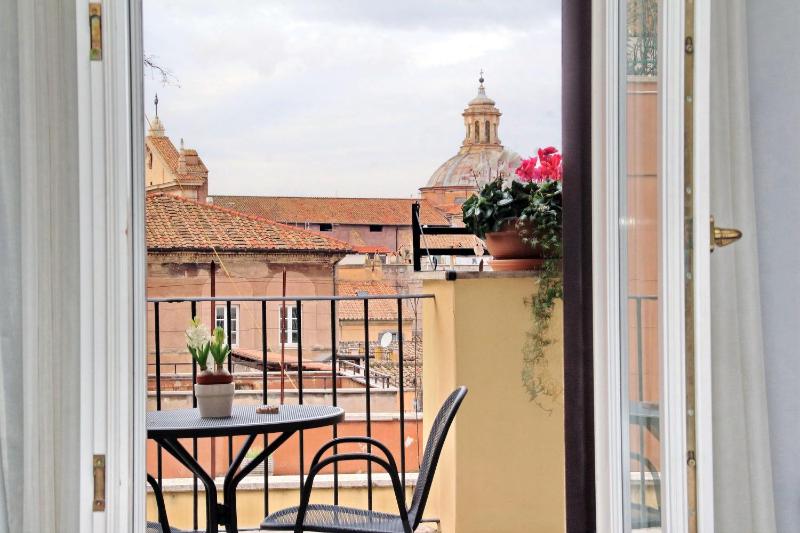 Double Room with Terrace image 3