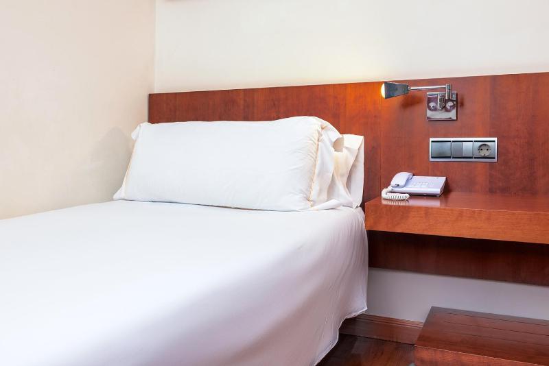 Single Room image 1