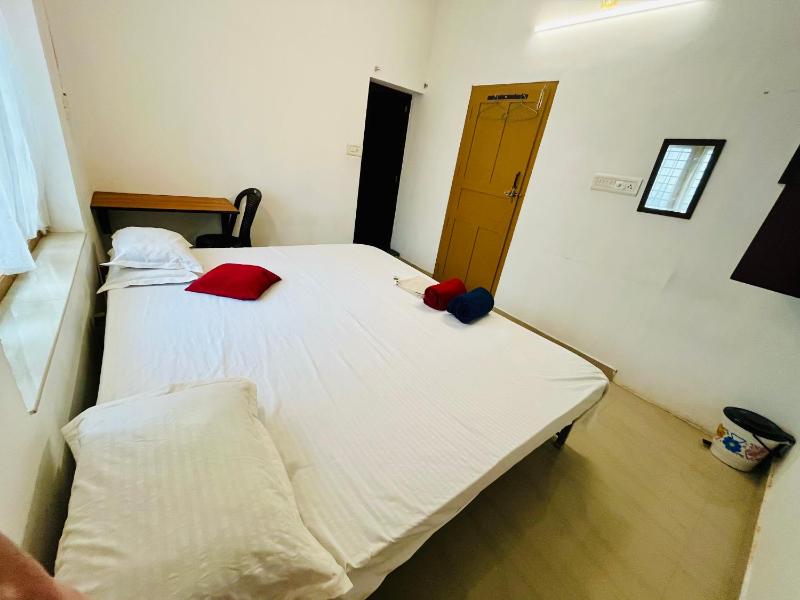 Red Rose Garden homestay Thrissur - image 11