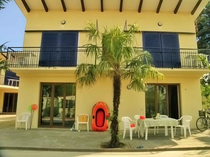 Camping Bella Italia Apartments Ortensia - Lake Garda 22081 - image 1