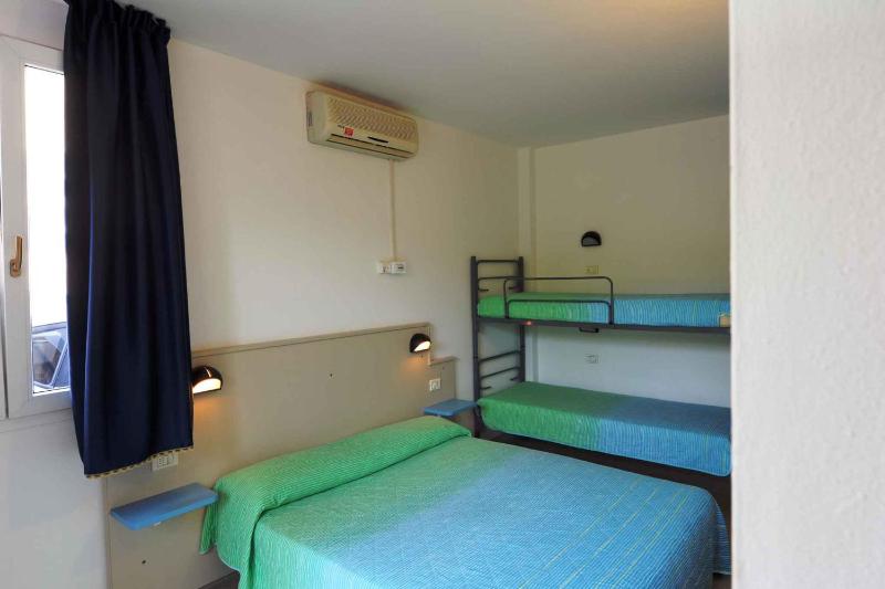 Camping Bella Italia Apartments Ortensia - Lake Garda 22081 - image 5