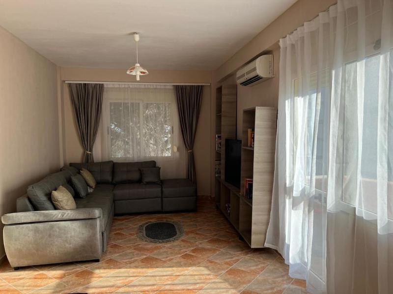 Leo's Apartment - image 3