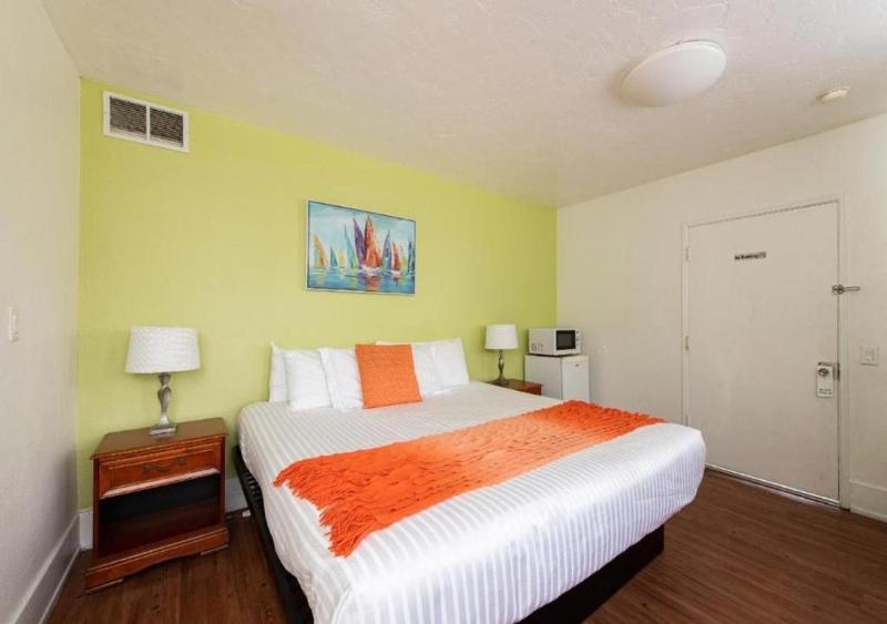 King Room image 4