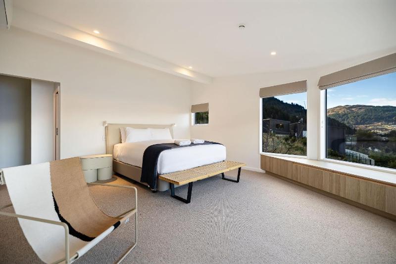 Matau Crest - Luxury Retreat - image 38