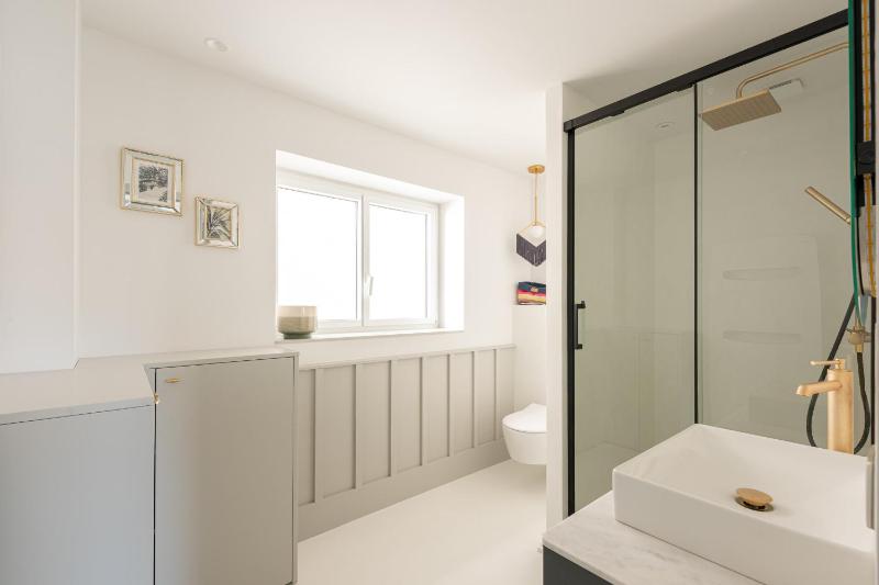CLOS MARITXU - KEYWEEK Architect-designed house in Biarritz with parking - image 7