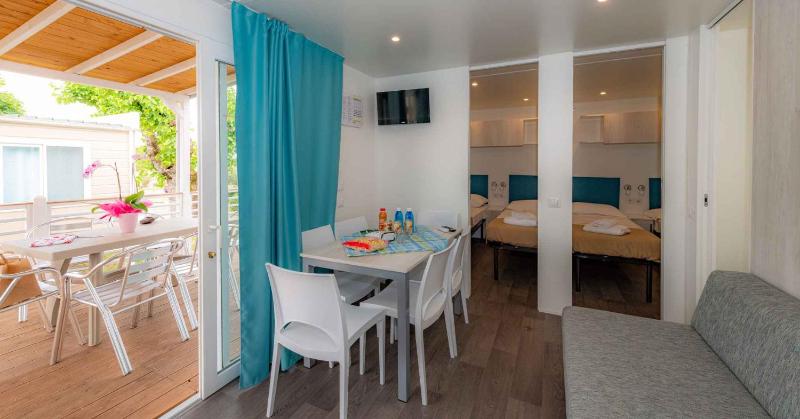 Mobile Home image 3