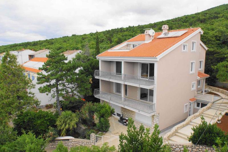 Apartment in Selce 27284 - image 1