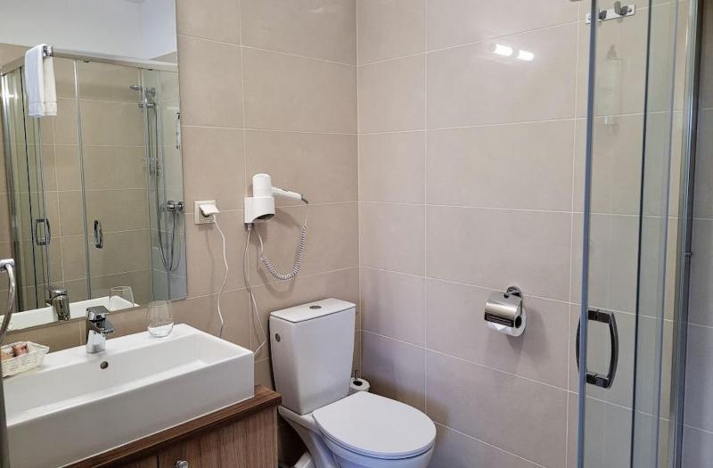Budget Single Room image 3