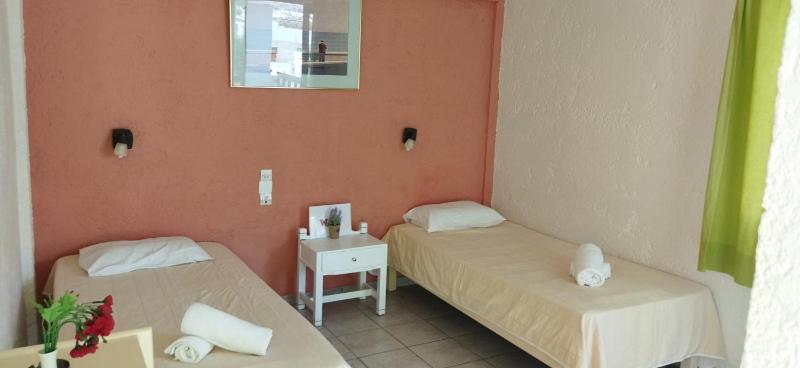 Standard Twin Room with Mountain View image 1