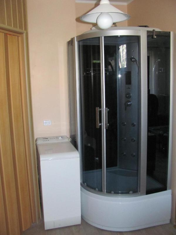 Studio Apartment image 3