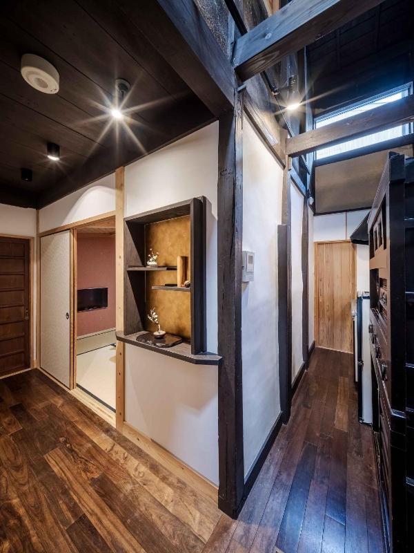 Akane an Machiya House - image 2