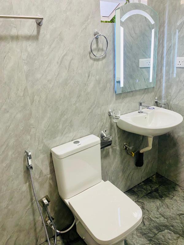 Hotel Jay R - image 11