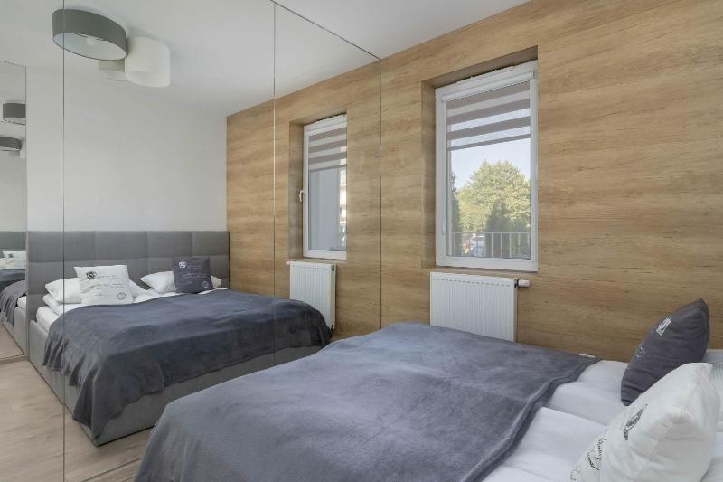 Osiedle Feniks Apartament z Basenem & Sauną i Salą Zabaw by Noclegi Renters - image 45